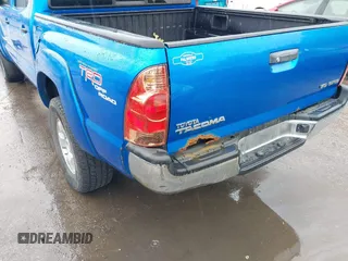 2007 Toyota Tacoma with VIN 3TMLU42N77M010825, listed as a IAAI auction lot 42681151 with 295,160 mi miles and . Bid and sale history available at DreamBid. Image 6.
