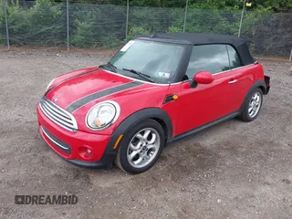 2011 MINI Convertible with VIN WMWZN3C59BTZ89447, listed as a IAAI auction lot 42313009 with 62,009 mi miles and . Bid and sale history available at DreamBid. Image 18.