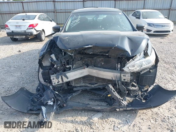 2018 Nissan Altima SR with VIN 1N4AL3AP9JC166595, listed as a IAAI auction lot 42138175 with 98,377 mi miles and . Bid and sale history available at carsss.com. Image 6.