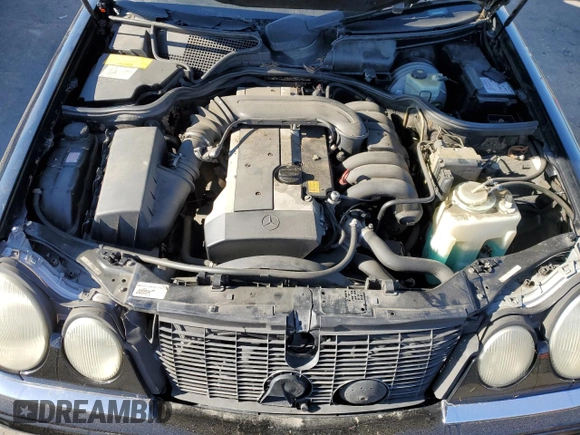 1997 Mercedes-Benz E-Class with VIN WDBJF55F4VJ034892, listed as a Copart auction lot 89406595 with 118,494 mi miles and Salvage Title. Bid and sale history available at carsss.com. Image 11.