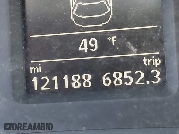 2013 Volkswagen Passat SE with VIN 1VWBN7A3XDC113600, listed as a IAAI auction lot 41826962 with 121,188 mi miles and . Bid and sale history available at DreamBid. Image 16.