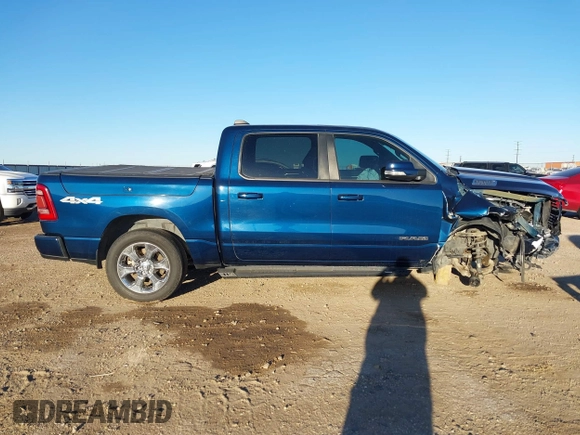 2019 Ram 1500 Big Horn z VIN 1C6SRFFT8KN767708, wystawiony jako IAAI lot #41657766 z przebiegiem 64 472 mil mil oraz . Historia ofert i sprzedaży dostępna na DreamBid. Obrazek 14.