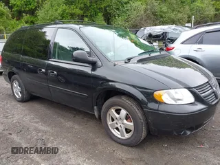 2007 Dodge Grand Caravan SXT z VIN 2D4GP44L07R121507, wystawiony jako IAAI lot #42244110 z przebiegiem 119 261 mil mil oraz . Historia ofert i sprzedaży dostępna na DreamBid. Obrazek 1.