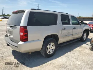 2008 Chevrolet Suburban LTZ with VIN 3GNFC16J18G179705, listed as a Copart auction lot 67915664 with 189,847 mi miles and Salvage Title. Bid and sale history available at carsss.com. Image 3.