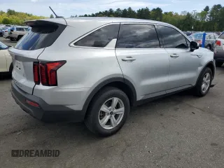 2022 Kia Sorento LX with VIN 5XYRGDLC1NG091524, listed as a Copart auction lot 56105715 with 37,943 mi miles and Salvage title. Bid and sale history available at DreamBid. Image 3.