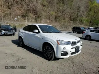 2018 BMW X4 M40i z VIN 5UXXW7C53J0W64628, wystawiony jako Copart lot #53244455 z przebiegiem 111 949 mil mil oraz Szkoda całkowita • Salvage title. Historia ofert i sprzedaży dostępna na DreamBid. Obrazek 14.