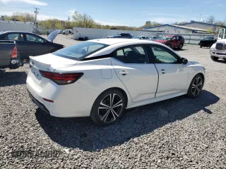 2021 Nissan Sentra SR z VIN 3N1AB8DV1MY232530, wystawiony jako Copart lot #54959545 z przebiegiem 31 522 mil mil oraz Szkoda całkowita • Salvage title. Historia ofert i sprzedaży dostępna na DreamBid. Obrazek 3.