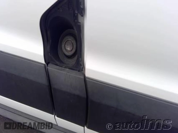 2020 Ford Transit Cargo z VIN 1FTBW3X87LKB80879, wystawiony jako IAAI lot #42546000 z przebiegiem 104 720 mil mil oraz . Historia ofert i sprzedaży dostępna na DreamBid. Obrazek 12.