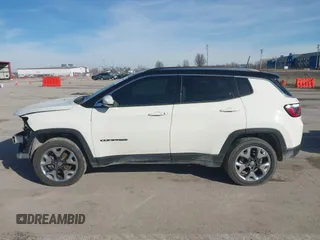 2020 Jeep Compass Limited with VIN 3C4NJDCB7LT159113, listed as a IAAI auction lot 41576805 with 75,921 mi miles and . Bid and sale history available at carsss.com. Image 14.