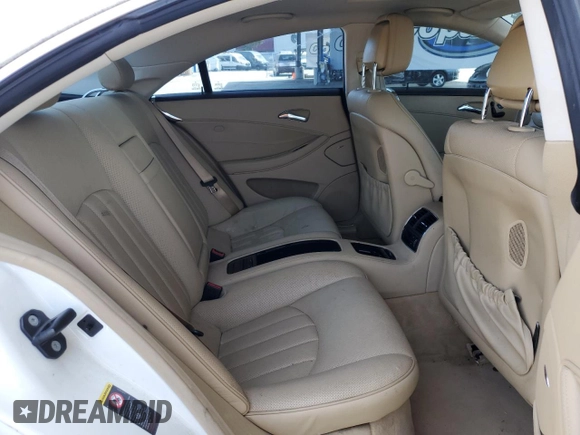 2008 Mercedes-Benz CLS-Class 5.5L with VIN WDDDJ72X18A132956, listed as a Copart auction lot 54380195 with 105,406 mi miles and Salvage Title. Bid and sale history available at carsss.com. Image 10.
