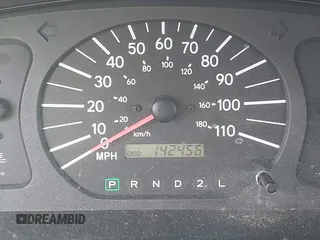 2000 Toyota Sienna CE z VIN 4T3GF19C0YU240639, wystawiony jako IAAI lot #42472106 z przebiegiem 142 456 mil mil oraz . Historia ofert i sprzedaży dostępna na DreamBid. Obrazek 7.
