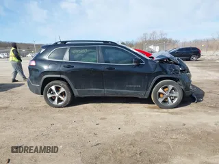 2022 Jeep Cherokee Limited with VIN 1C4PJMDX3ND509817, listed as a IAAI auction lot 41765259 with Not provided miles and . Bid and sale history available at DreamBid. Image 12.