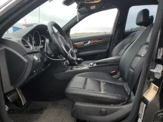 2012 Mercedes-Benz C 300 Sport z VIN WDDGF8BB8CR193000, wystawiony jako Copart lot #58713895 z przebiegiem 144 622 mil mil oraz Szkoda całkowita • Salvage title. Historia ofert i sprzedaży dostępna na DreamBid. Obrazek 7.