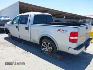 2006 Ford F-150 XLT с VIN 1FTPW14506KC52711, выставлен на аукционе IAAI как лот 42530613 с пробегом 206 528 миль миль и . История ставок и продаж доступна на DreamBid. Изображение 3.