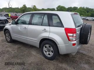 2008 Suzuki Grand Vitara z VIN JS3TE941784102472, wystawiony jako IAAI lot #42311760 z przebiegiem 211 385 mil mil oraz . Historia ofert i sprzedaży dostępna na DreamBid. Obrazek 3.
