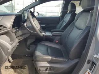 2022 Toyota Sienna XLE Woodland Edition with VIN 5TDASKFC8NS051083, listed as a Copart auction lot 82394134 with 31,538 mi miles and Salvage Title. Bid and sale history available at carsss.com. Image 7.