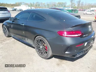 2019 Mercedes-Benz C 63 S AMG with VIN WDDWJ8HBXKF845181, listed as a IAAI auction lot 42147743 with 39,430 mi miles and . Bid and sale history available at DreamBid. Image 3.