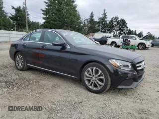 2016 Mercedes-Benz C 300 z VIN 55SWF4JB6GU177923, wystawiony jako Copart lot #60369825 z przebiegiem 76 414 mil mil oraz Szkoda całkowita • Salvage title. Historia ofert i sprzedaży dostępna na DreamBid. Obrazek 4.