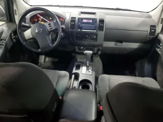 2006 Nissan Frontier SE with VIN 1N6AD07W86C406244, listed as a Copart auction lot 50157725 with 137,386 mi miles and Salvage title. Bid and sale history available at DreamBid. Image 8.