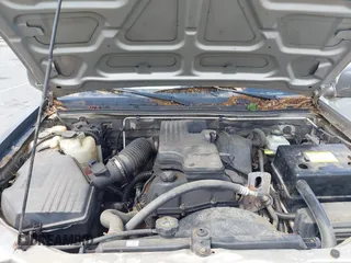 2005 Chevrolet Colorado Z85 z VIN 1GCCS148X58152499, wystawiony jako IAAI lot #42202008 z przebiegiem 195 835 mil mil oraz . Historia ofert i sprzedaży dostępna na DreamBid. Obrazek 10.