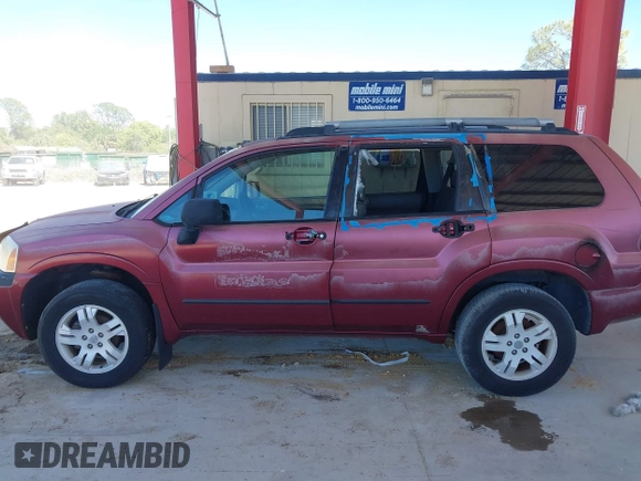 2005 Mitsubishi Endeavor LS with VIN 4A4MM21S05E074605, listed as a IAAI auction lot 41777750 with 105,188 mi miles. Bid and sale history available at carsss.com. Image 14.