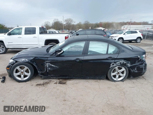 2014 BMW 3 Series 320i xDrive with VIN WBA3C3C51EF983320, listed as a IAAI auction lot 42091122 with 12,312 mi miles and . Bid and sale history available at DreamBid. Image 13.