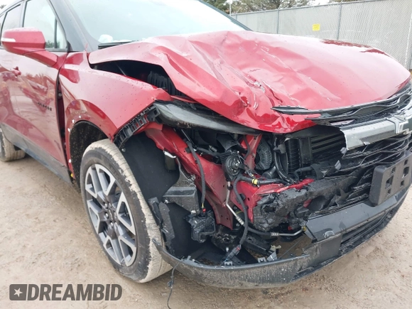 2024 Chevrolet Blazer RS z VIN 3GNKBKRS1RS219856, wystawiony jako IAAI lot #41646667 z przebiegiem 11 947 mil mil oraz . Historia ofert i sprzedaży dostępna na DreamBid. Obrazek 6.