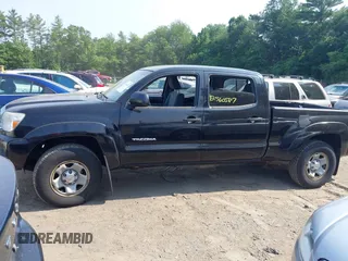 2013 Toyota Tacoma with VIN 3TMMU4FNXDM057020, listed as a IAAI auction lot 42560987 with 177,333 mi miles and . Bid and sale history available at DreamBid. Image 14.