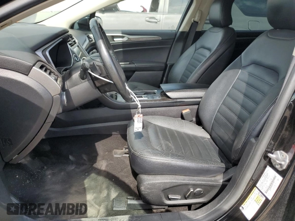 2018 Ford Fusion SE z VIN 3FA6P0HD8JR217719, wystawiony jako Copart lot #53429555 z przebiegiem 108 953 mil mil oraz Szkoda całkowita • Salvage title. Historia ofert i sprzedaży dostępna na DreamBid. Obrazek 7.