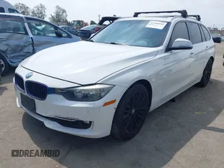 2014 BMW 3 Series 328d xDrive с VIN WBA3K5C50EKT33206, выставлен на аукционе IAAI как лот 42304444 с пробегом 142 918 миль миль и . История ставок и продаж доступна на DreamBid. Изображение 18.