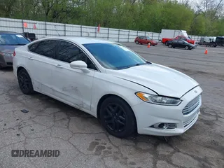2016 Ford Fusion SE z VIN 3FA6P0HDXGR388206, wystawiony jako IAAI lot #42160629 z przebiegiem 126 079 mil mil oraz . Historia ofert i sprzedaży dostępna na DreamBid. Obrazek 1.
