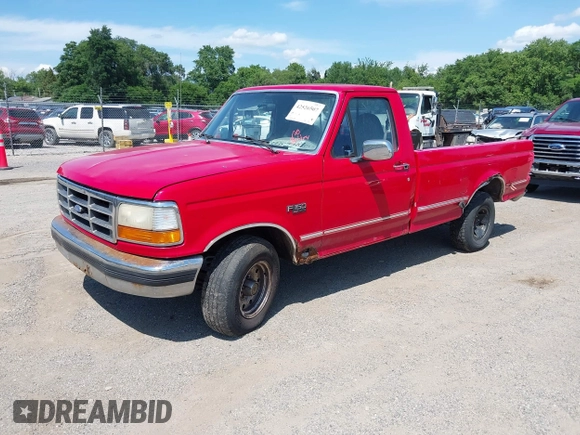1995 Ford F-150 z VIN 1FTEF15N1SLB72411, wystawiony jako IAAI lot #42526507 z przebiegiem 122 482 mil mil oraz . Historia ofert i sprzedaży dostępna na DreamBid. Obrazek 2.