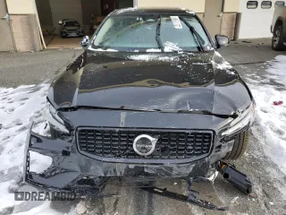 2025 Volvo S60 Plus with VIN 7JRL12GC0SG364646, listed as a Copart auction lot 44800375 with 7,378 mi miles and Salvage Title. Bid and sale history available at carsss.com. Image 5.