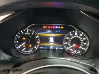 2017 Nissan Murano Platinum with VIN 5N1AZ2MH3HN111447, listed as a Copart auction lot 42356595 with 128,133 mi miles and Salvage Title. Bid and sale history available at carsss.com. Image 9.