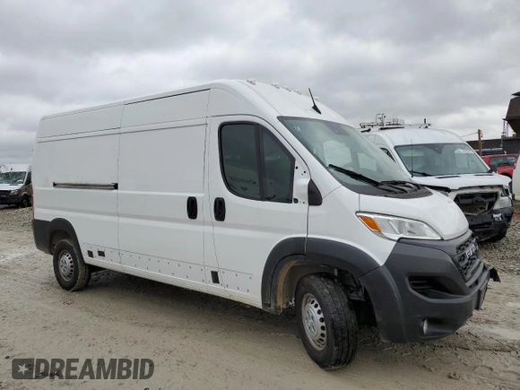 2024 Ram ProMaster Cargo Tradesman with VIN 3C6LRVDG5RE105345, listed as a Copart auction lot 80251084 with 2,440 mi miles and Non Repairable. Bid and sale history available at DreamBid. Image 4.