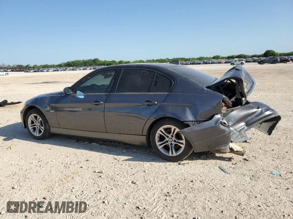 2008 BMW 3 Series 328i with VIN WBAVC53578FZ88885, listed as a Copart auction lot 51967275 with 136,934 mi miles and Salvage title. Bid and sale history available at DreamBid. Image 2.