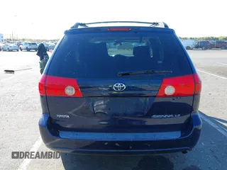 2007 Toyota Sienna CE with VIN 5TDZK23C87S080688, listed as a IAAI auction lot 42125196 with 189,427 mi miles. Bid and sale history available at carsss.com. Image 14.