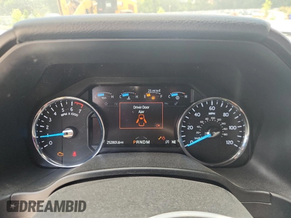 2020 Ford Expedition Max Limited with VIN 1FMJK1KTXLEA20156, listed as a Copart auction lot 63482085 with 252,801 mi miles and Clean title. Bid and sale history available at DreamBid. Image 9.