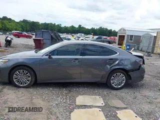 2014 Lexus ES 330 z VIN JTHBK1GG4E2129607, wystawiony jako IAAI lot #42468963 z przebiegiem 115 158 mil mil oraz . Historia ofert i sprzedaży dostępna na DreamBid. Obrazek 14.