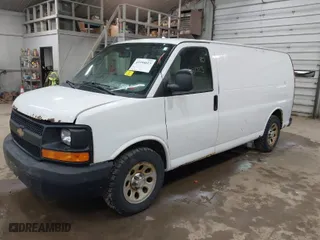 2013 Chevrolet Express Cargo Van with VIN 1GCSGAFX5D1159918, listed as a IAAI auction lot 41998023 with 279,473 mi miles. Bid and sale history available at carsss.com. Image 2.