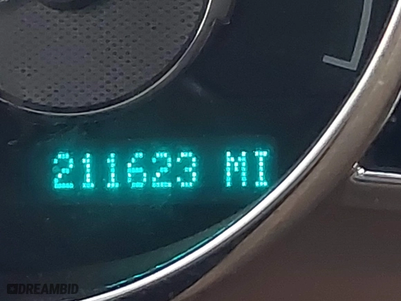 2008 Chevrolet Malibu LTZ with VIN 1G1ZK57708F242810, listed as a IAAI auction lot 41918852 with 211,623 mi miles. Bid and sale history available at carsss.com. Image 7.