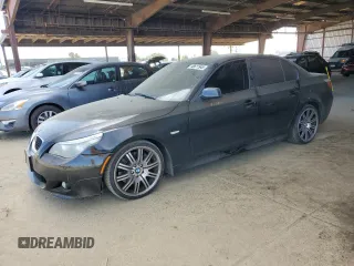 2008 BMW 5 Series 550i with VIN WBANW53598CT48525, listed as a Copart auction lot 48611945 with 103,546 mi miles and Salvage Title. Bid and sale history available at carsss.com. Image 1.