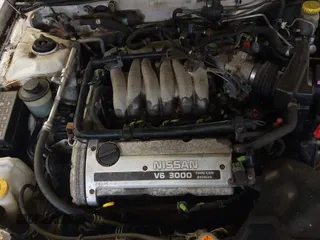 1998 Nissan Maxima GXE z VIN JN1CA21A9WM805626, wystawiony jako IAAI lot #42497316 z przebiegiem 195 991 mil mil oraz . Historia ofert i sprzedaży dostępna na DreamBid. Obrazek 10.