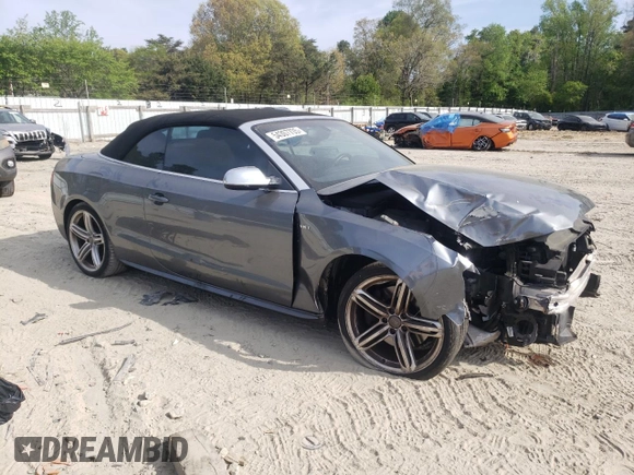 2013 Audi S5 Premium Plus z VIN WAUCGAFH6DN005589, wystawiony jako Copart lot #54307705 z przebiegiem 68 305 mil mil oraz Szkody całkowita. Historia ofert i sprzedaży dostępna na DreamBid. Obrazek 4.