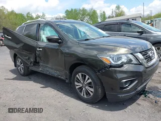 2017 Nissan Pathfinder SV z VIN 5N1DR2MM1HC651918, wystawiony jako IAAI lot #42181921 z przebiegiem 63 660 mil mil oraz . Historia ofert i sprzedaży dostępna na DreamBid. Obrazek 1.