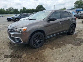 2018 Mitsubishi Outlander ES z VIN JA4AP3AU7JZ021194, wystawiony jako Copart lot #59010605 z przebiegiem 72 009 mil mil oraz Czysty tytuł • Clean title. Historia ofert i sprzedaży dostępna na DreamBid. Obrazek 1.