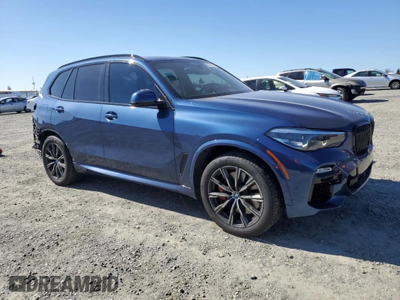 2021 BMW X5 M50i with VIN 5UXJU4C06M9G60154, listed as a Copart auction lot 46370285 with 54,221 mi miles and Salvage Title. Bid and sale history available at carsss.com. Image 4.