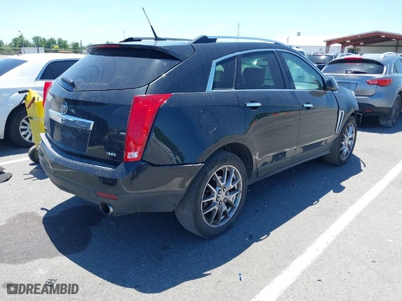 2013 Cadillac SRX Luxury Collection with VIN 3GYFNCE3XDS653394, listed as a IAAI auction lot 39261733 with 137,526 mi miles. Bid and sale history available at carsss.com. Image 4.