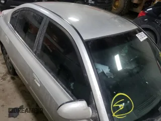 2005 Hyundai Elantra с VIN KMHDM45D25U032176, выставлен на аукционе Copart как лот 37889132 с пробегом Не указан миль и На запчасти • Non repairable. История ставок и продаж доступна на DreamBid. Изображение 9.