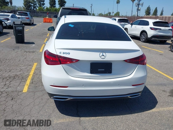 2023 Mercedes-Benz C 300 z VIN W1KAF4GB8PR133974, wystawiony jako IAAI lot #41966176 z przebiegiem 21 289 mil mil oraz . Historia ofert i sprzedaży dostępna na DreamBid. Obrazek 16.
